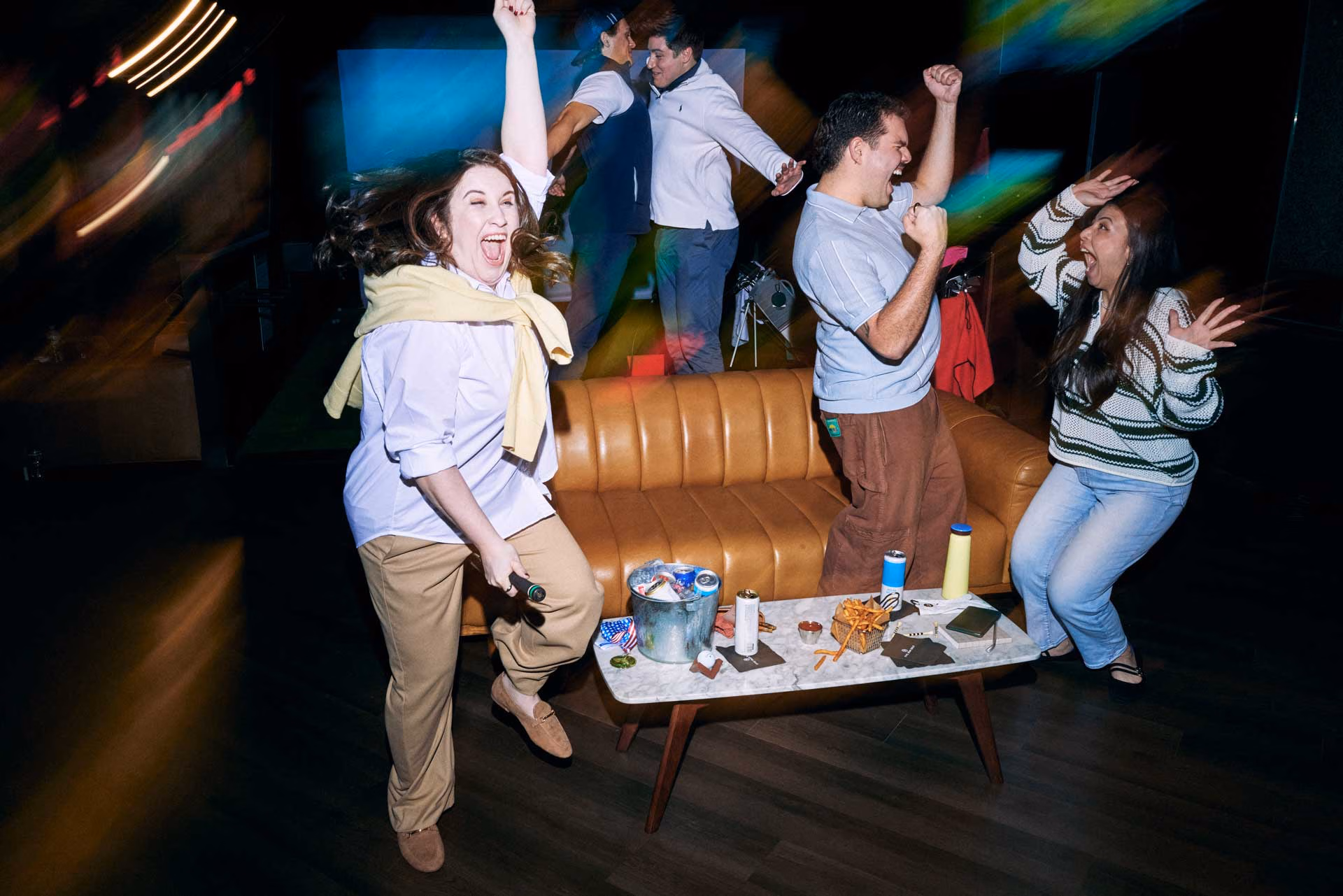 Five-Iron-Golf_Q1380181_CELEBRATING-A-BOGEY